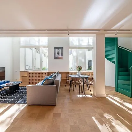 Appartement Bright Designer Loft In The City Center Riga